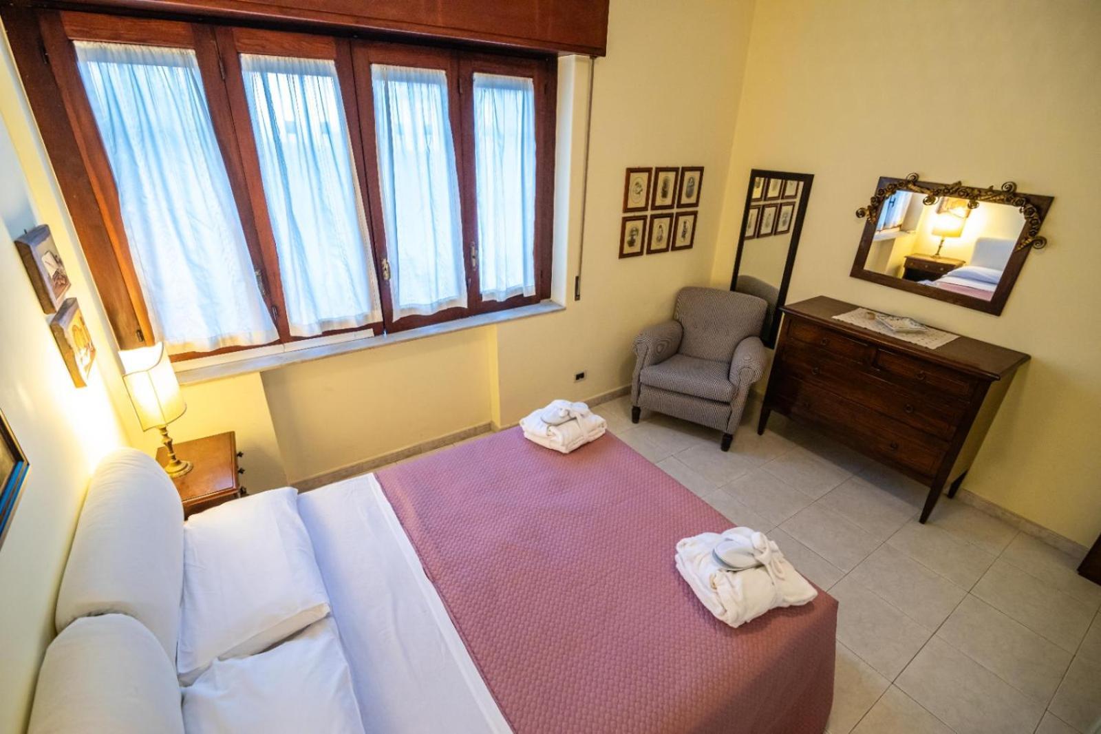 Courrier-House Apartment Aci Castello Ngoại thất bức ảnh